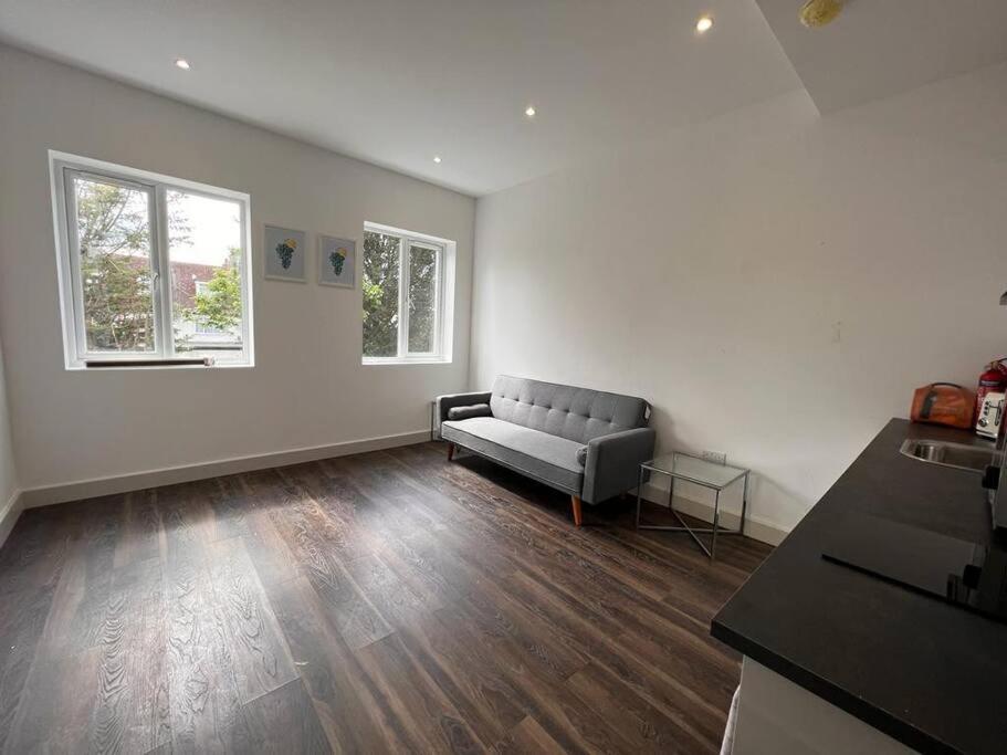 Apartamento Star London Finchley Road 1-Bed Hideaway Exterior foto